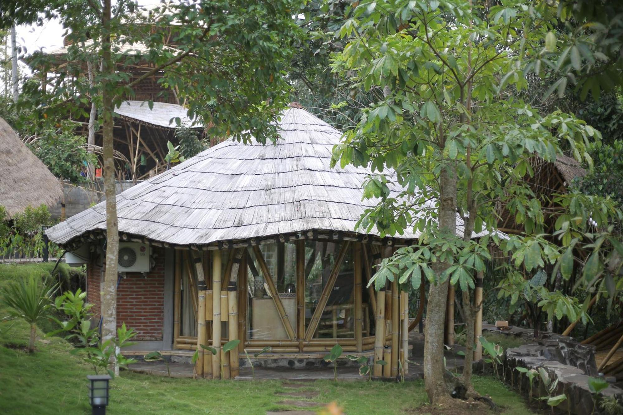 The Osing Bamboo Resort - A Liberta Collection Banyuwangi (East Java) Exterior foto