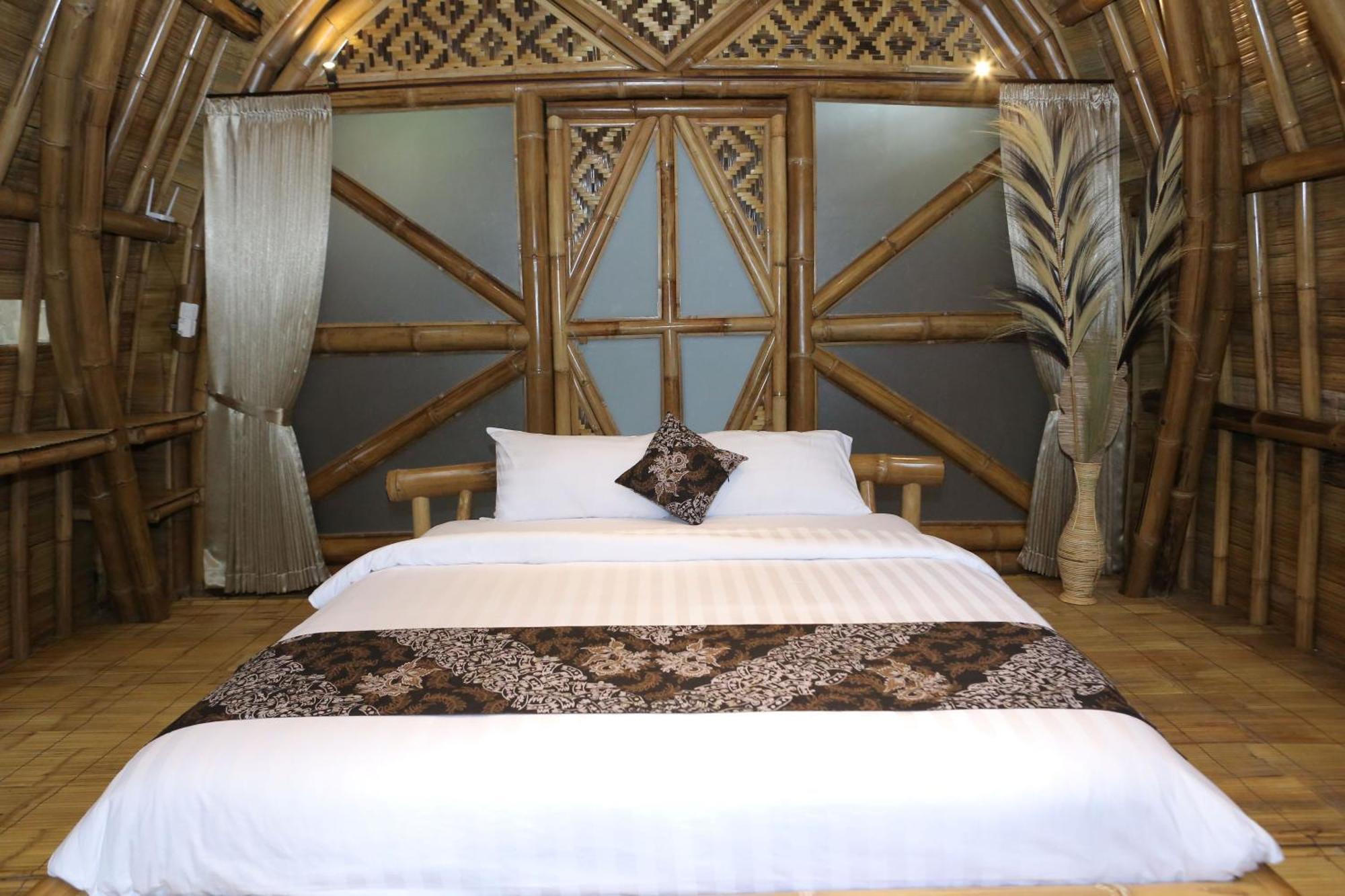The Osing Bamboo Resort - A Liberta Collection Banyuwangi (East Java) Exterior foto