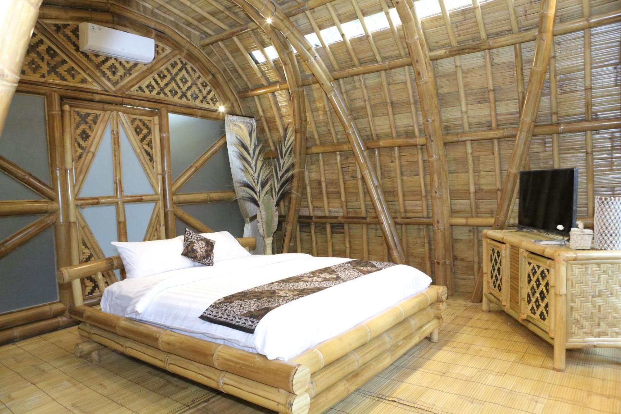 The Osing Bamboo Resort - A Liberta Collection Banyuwangi (East Java) Exterior foto