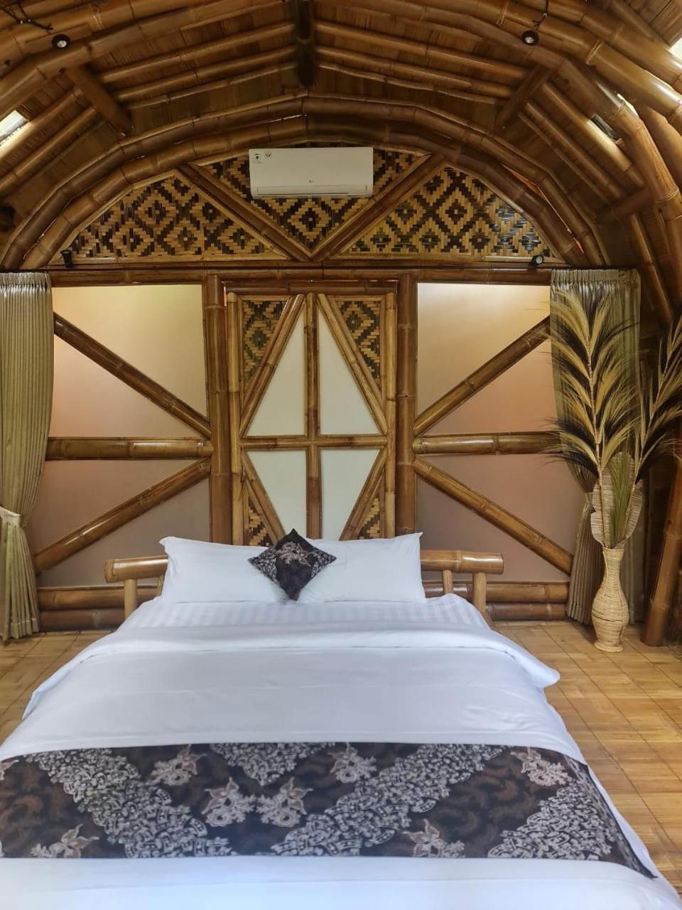 The Osing Bamboo Resort - A Liberta Collection Banyuwangi (East Java) Exterior foto