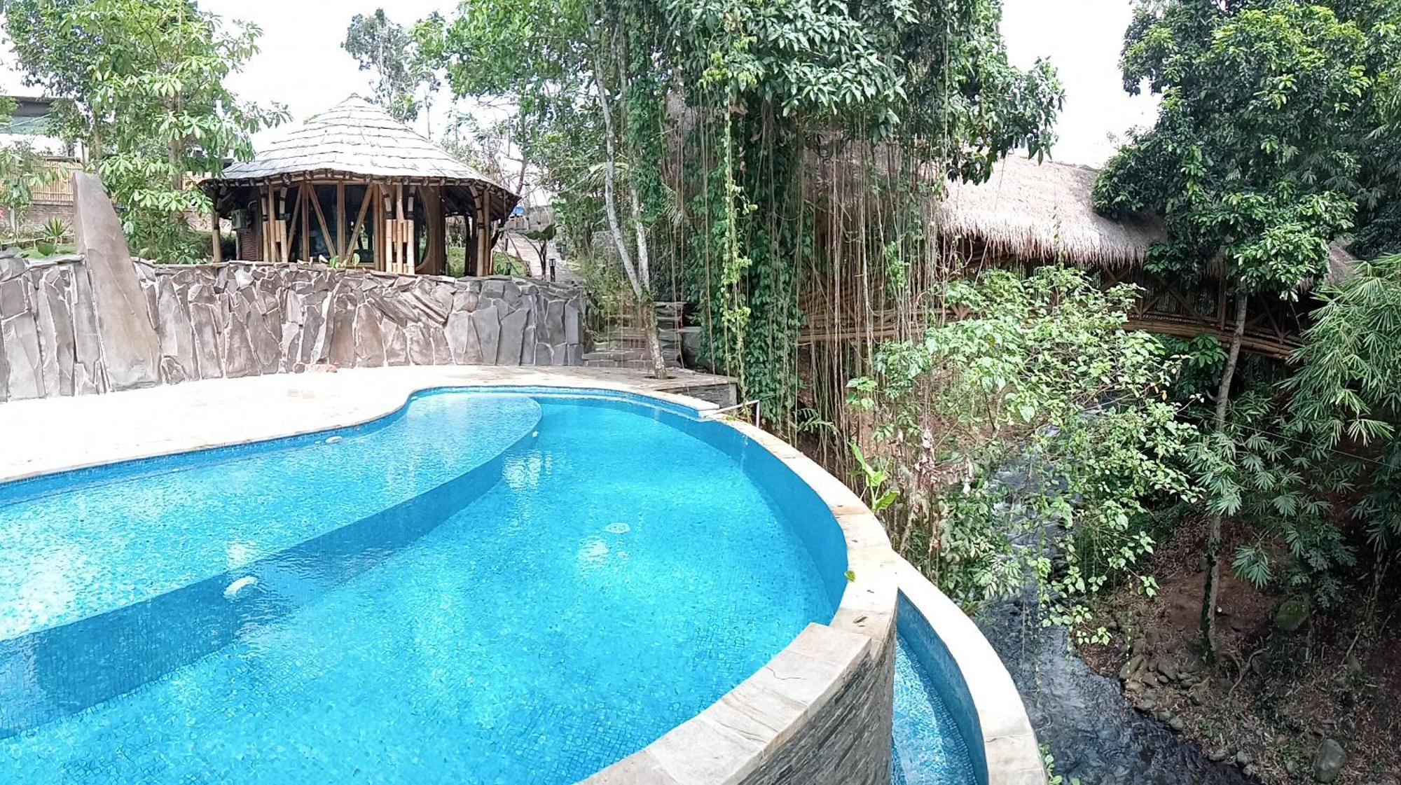 The Osing Bamboo Resort - A Liberta Collection Banyuwangi (East Java) Exterior foto
